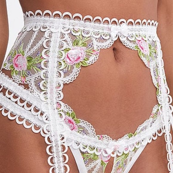 VS FOR LOVE & LEMONS XS/S Trellis Rose Garter Victoria's Secret White Floral NWT - Picture 9 of 12
